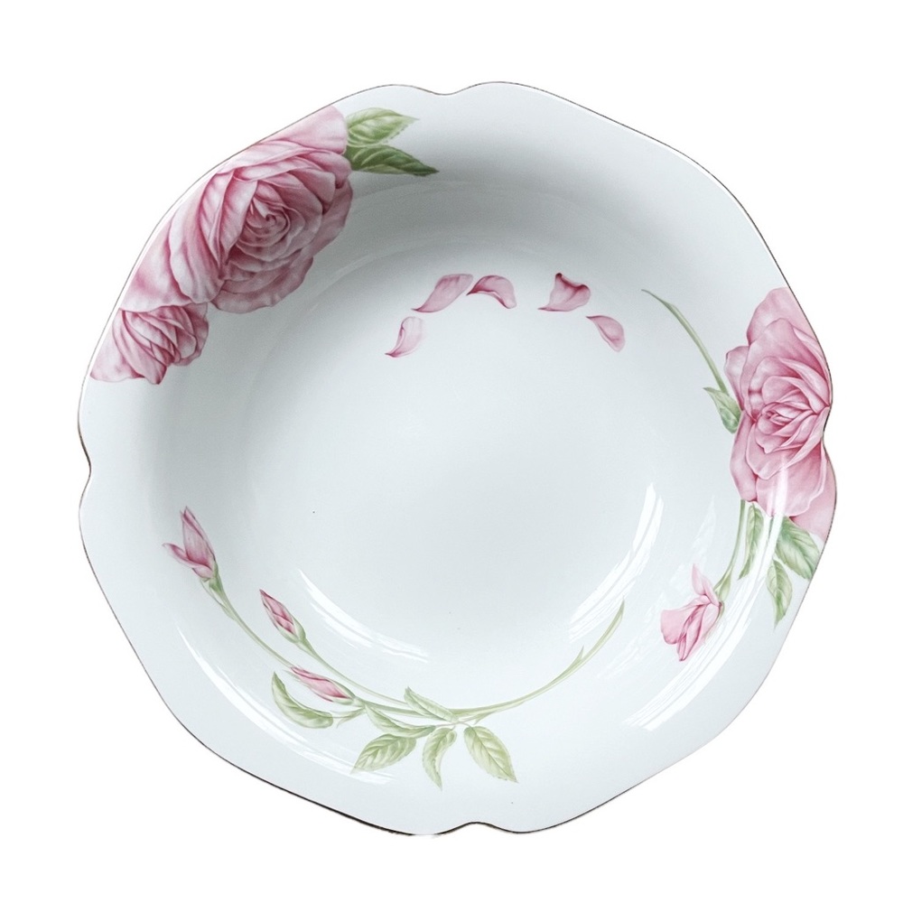Stunning Givenchy for Franklin Mint  Large “Givenchy Rose” Wash Basin Bowl